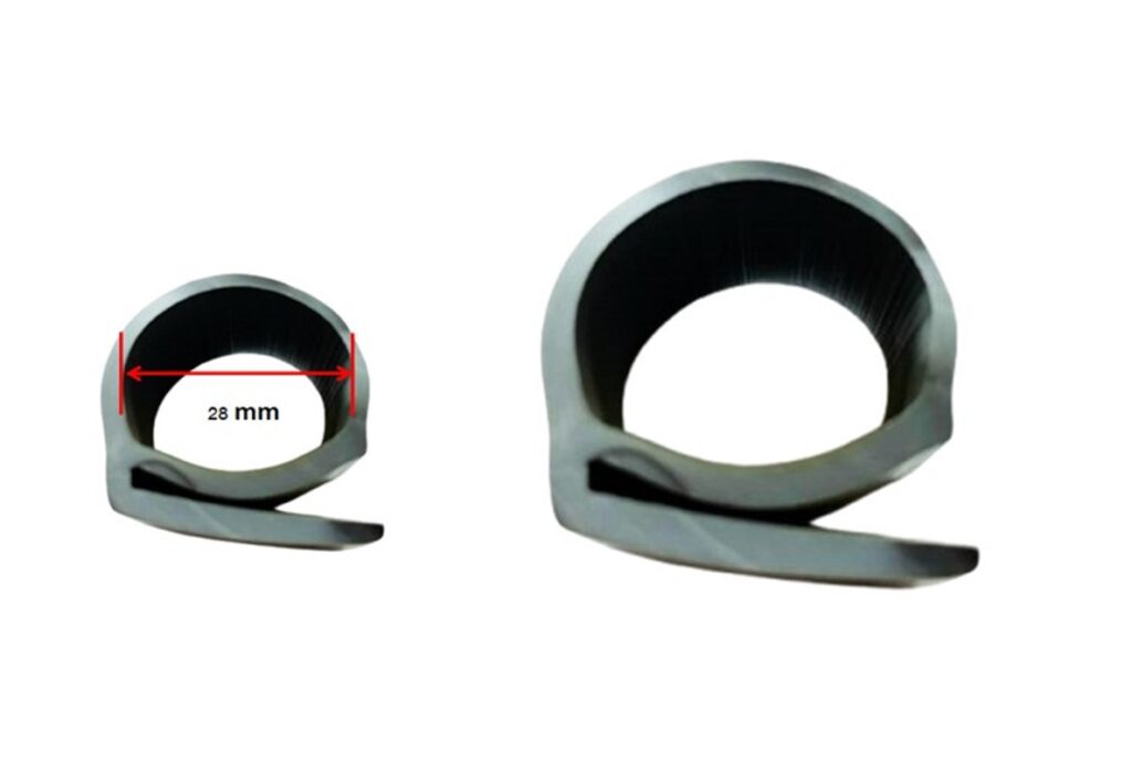 ยางขอบประตูตู้ทึบ ยางอะไหล่รถบรรทุก ยางขอบประตู ยางกันซึม ยางกันรั่ว อะไหล่รถบรรทุกตู้ทึบ